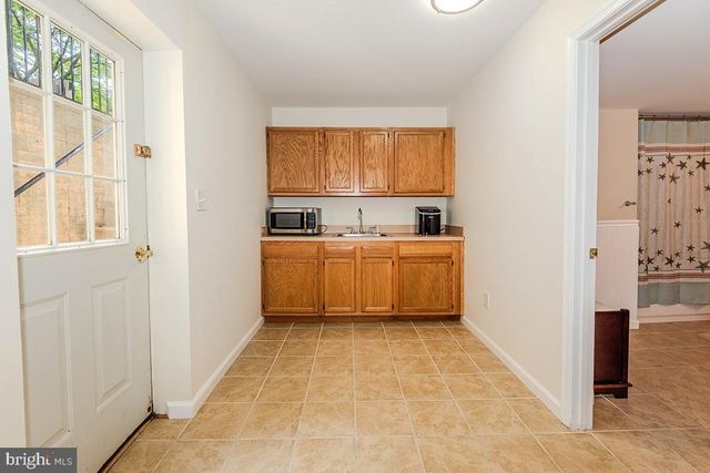 1651 TRAWLER LN, Annapolis, MD 21409