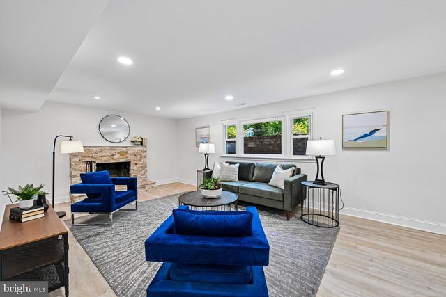 3214 CHICHESTER LN, Fairfax, VA 22031