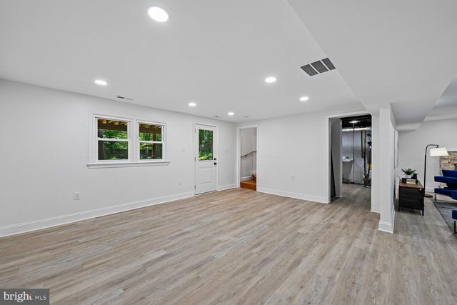 3214 CHICHESTER LN, Fairfax, VA 22031