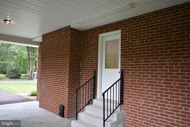 3214 CHICHESTER LN, Fairfax, VA 22031