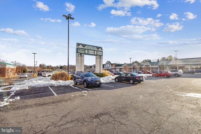 3214 CHICHESTER LN, Fairfax, VA 22031