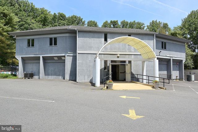 3214 CHICHESTER LN, Fairfax, VA 22031