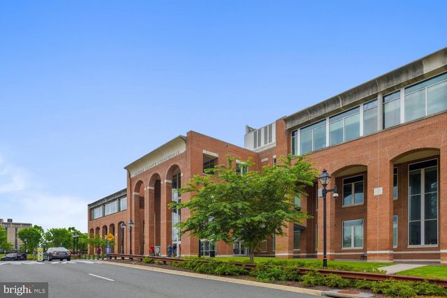 3214 CHICHESTER LN, Fairfax, VA 22031