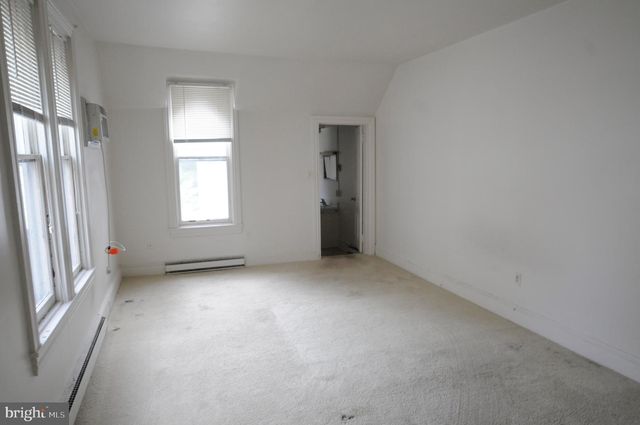 12 S STATE ST, Dover, DE 19901
