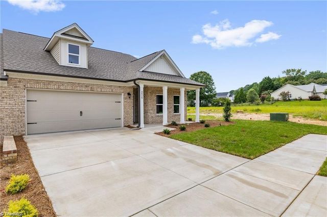 3590 Townland Circle, Clemmons, NC 27012