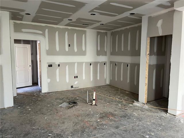 3590 Townland Circle, Clemmons, NC 27012