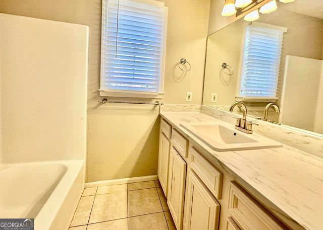 1391 WARRENTON HUNT, Lawrenceville, GA 30043