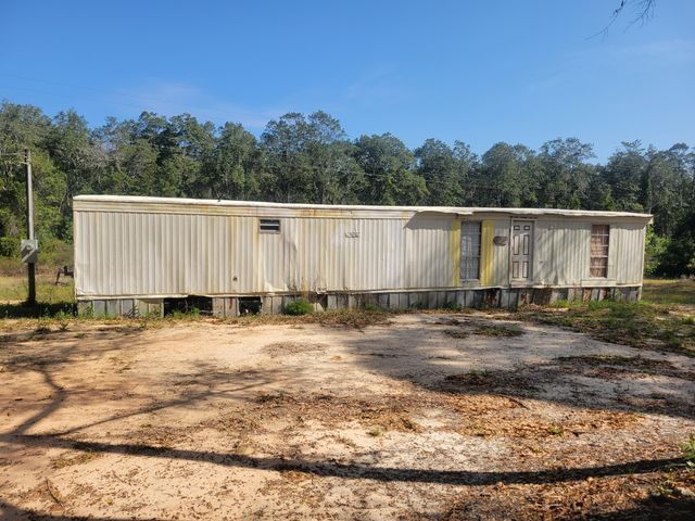 76 German Club Road, Defuniak Springs, FL 32433