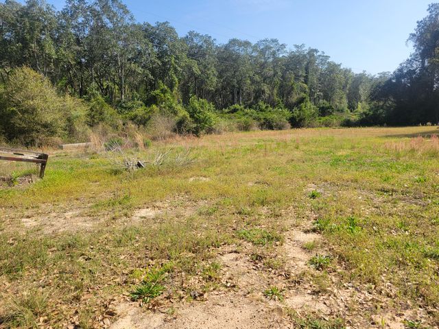 76 German Club Road, Defuniak Springs, FL 32433