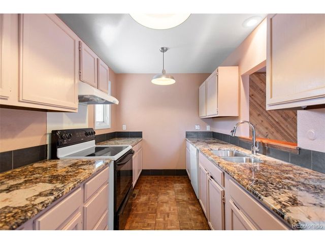 1151 S Yosemite Way 26, Denver, CO 80247