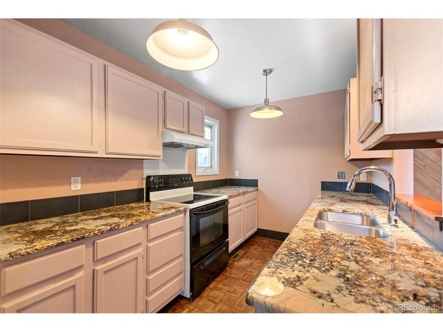 1151 S Yosemite Way 26, Denver, CO 80247