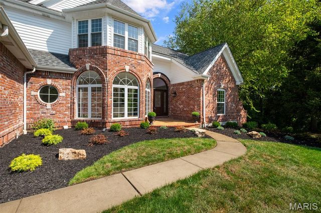 17643 Wildridge Drive, Wildwood, MO 63005
