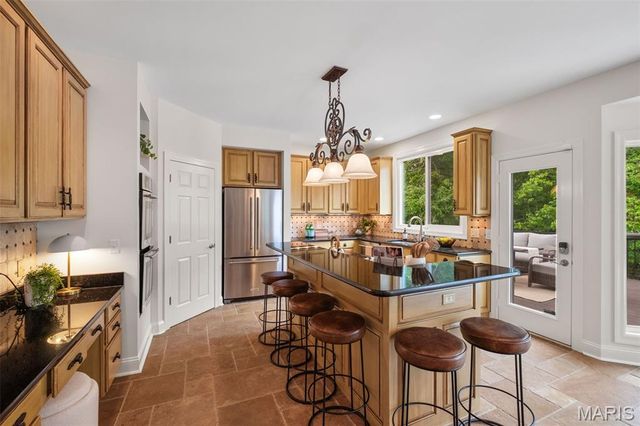 17643 Wildridge Drive, Wildwood, MO 63005