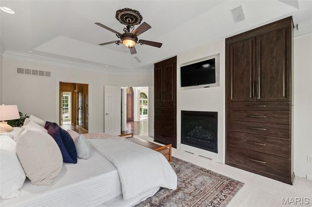 17643 Wildridge Drive, Wildwood, MO 63005