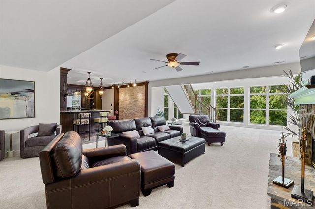17643 Wildridge Drive, Wildwood, MO 63005