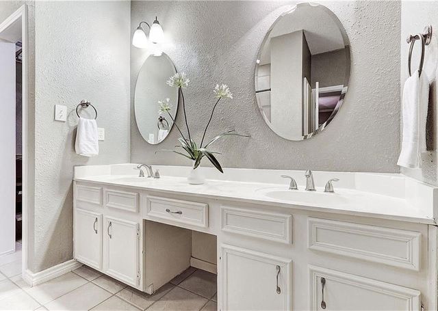 8914 Bridgewood TRL, Austin, TX 78729