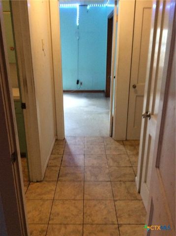 914 Macarthur Street, Cuero, TX 77954