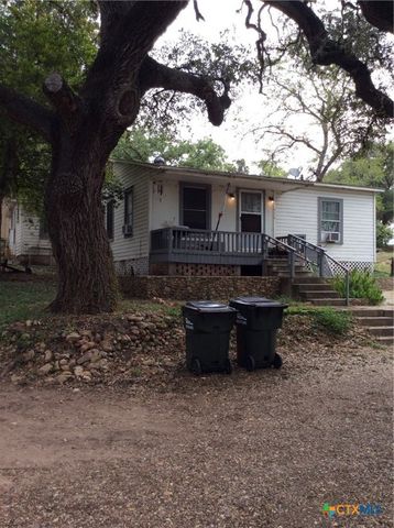 914 Macarthur Street, Cuero, TX 77954