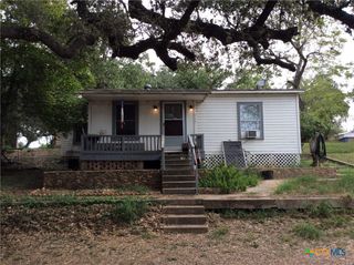 914 Macarthur Street, Cuero, TX 77954