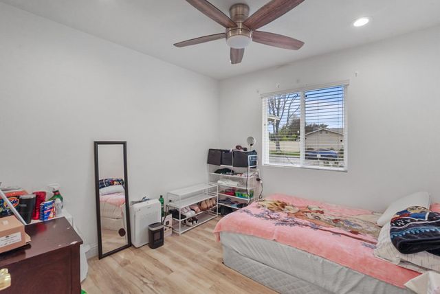 3129 Nightingale Dr, Modesto, CA 95356