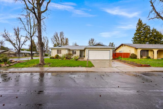 3129 Nightingale Dr, Modesto, CA 95356