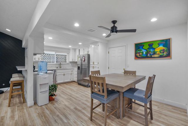 3129 Nightingale Dr, Modesto, CA 95356