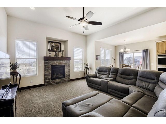 2009 Orchard Bloom Dr, Windsor, CO 80550