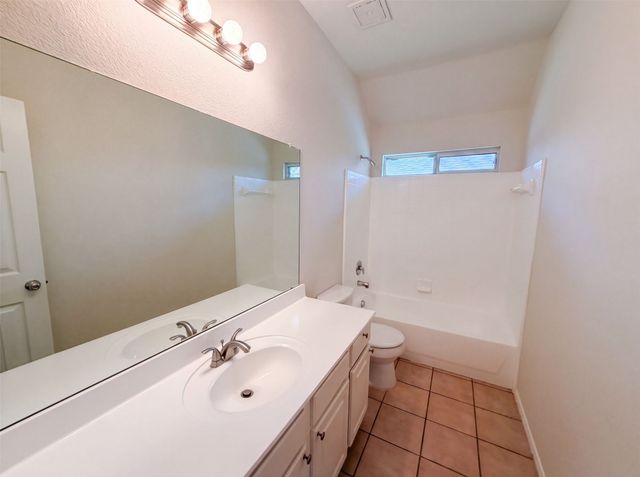 6401 Marquett Drive, Rowlett, TX 75089