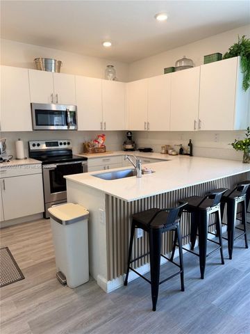 1756 SE 26th Rd ., Homestead, FL 33035