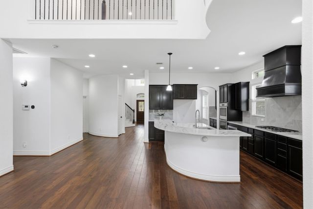 135 Deerfield Meadow Drive, Conroe, TX 77384