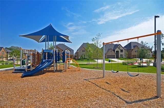 135 Deerfield Meadow Drive, Conroe, TX 77384