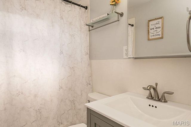 6742 Dolan Place, St Louis, MO 63139
