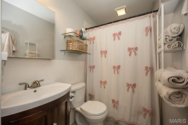 6742 Dolan Place, St Louis, MO 63139