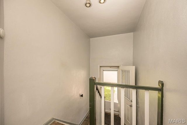 6742 Dolan Place, St Louis, MO 63139