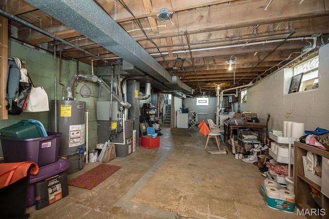 6742 Dolan Place, St Louis, MO 63139