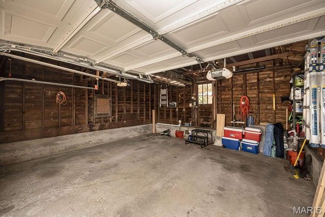6742 Dolan Place, St Louis, MO 63139