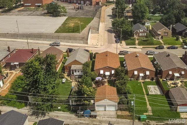 6742 Dolan Place, St Louis, MO 63139