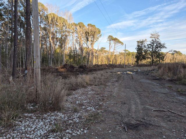 1588 Highway 57 N, Little River, SC 29566