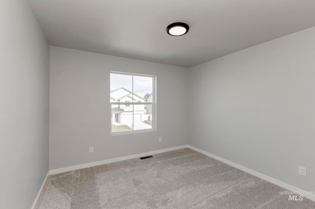 8282 E Bright Angel Dr, Nampa, ID 83687