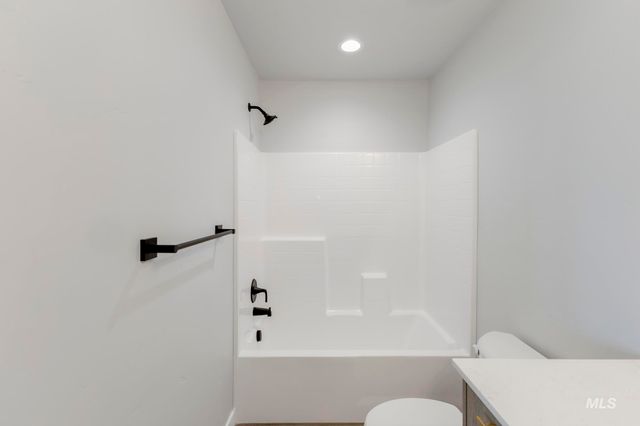 8282 E Bright Angel Dr, Nampa, ID 83687