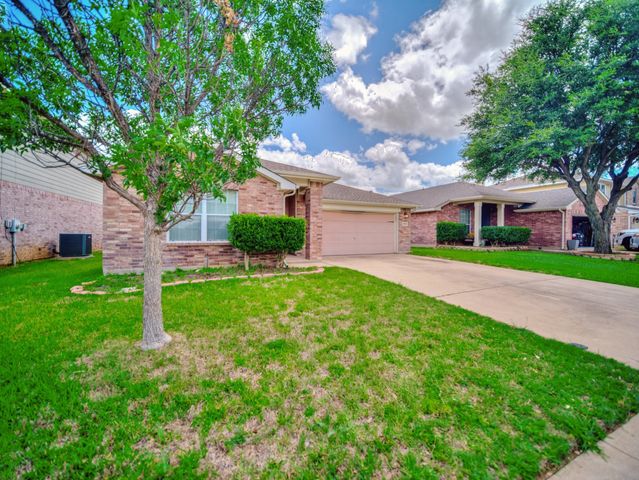 8705 Autumn Creek Trail, Fort Worth, TX 76134