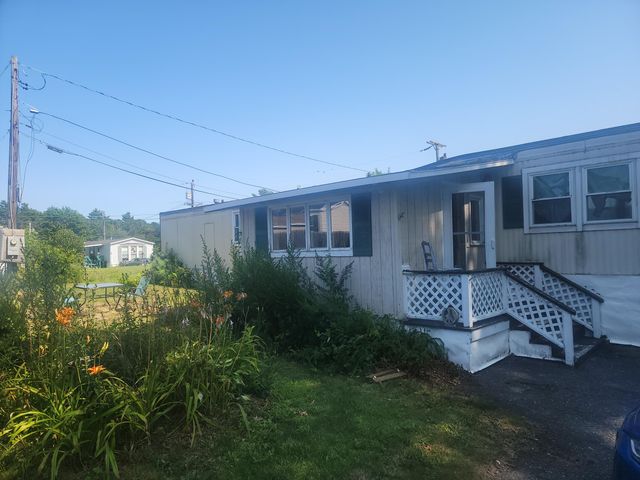 300 Nathan Ellis Highway 19, Mashpee, MA 02649