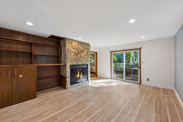 481 Desnoyer Avenue, Saint Paul, MN 55104