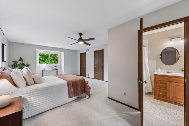 481 Desnoyer Avenue, Saint Paul, MN 55104