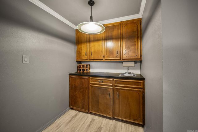 9002 Leatrice Drive, Little Rock, AR 72227