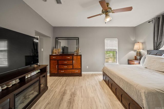 9002 Leatrice Drive, Little Rock, AR 72227