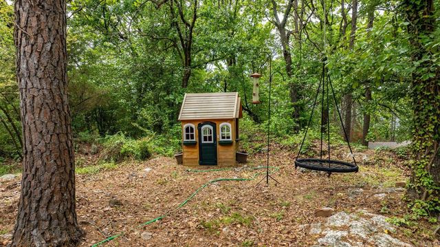 9002 Leatrice Drive, Little Rock, AR 72227