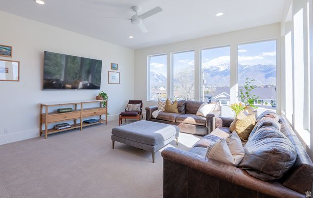 1079 W RIDGESIDE CT, South Jordan, UT 84095