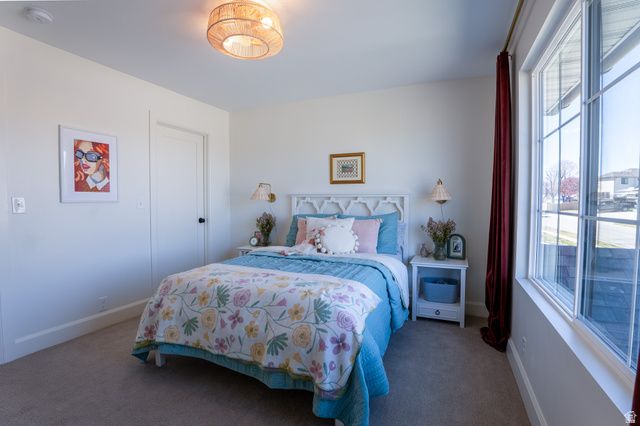 1079 W RIDGESIDE CT, South Jordan, UT 84095