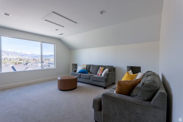 1079 W RIDGESIDE CT, South Jordan, UT 84095